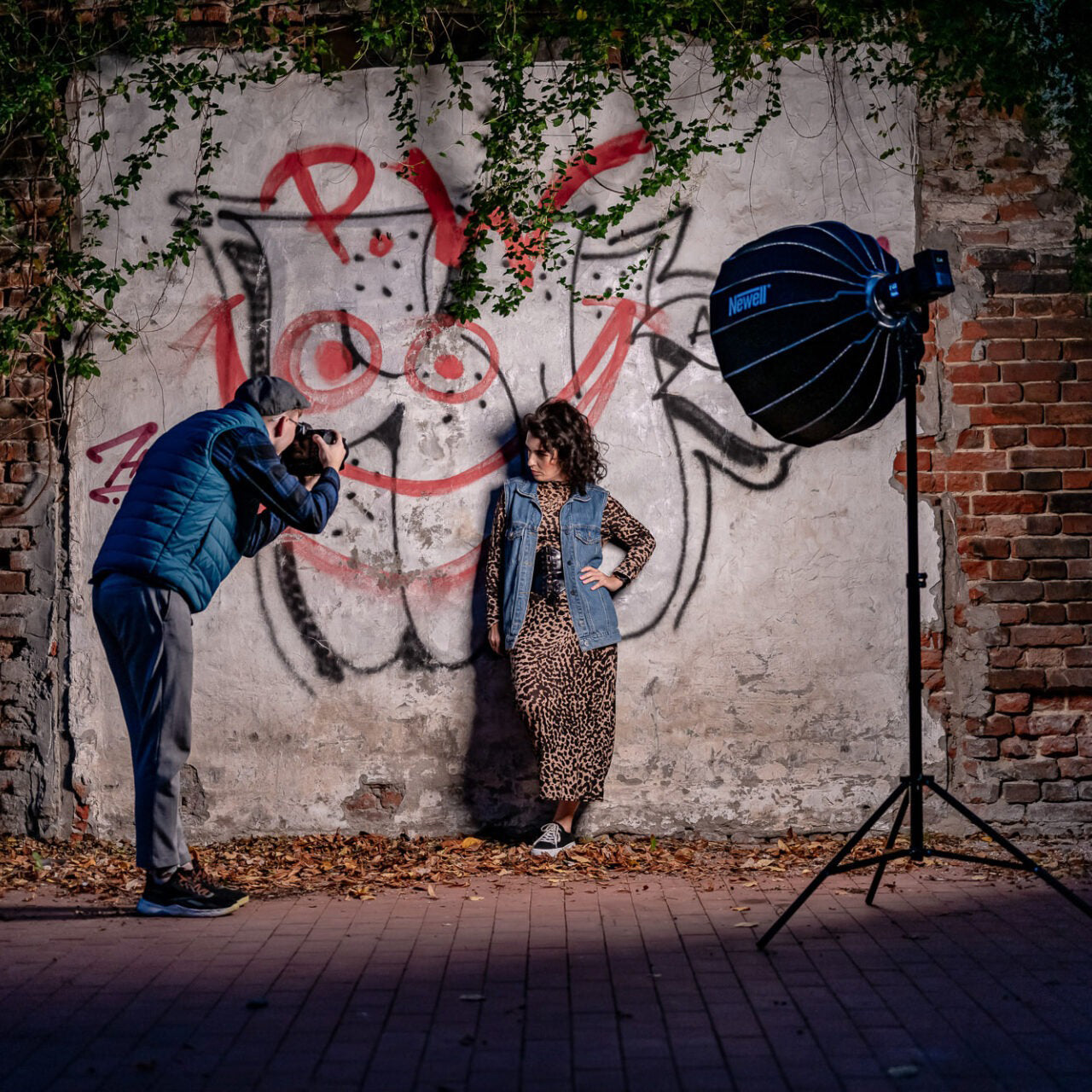 65 cm Parabolic Softbox von Newell für perfekte Lichtsteuerung