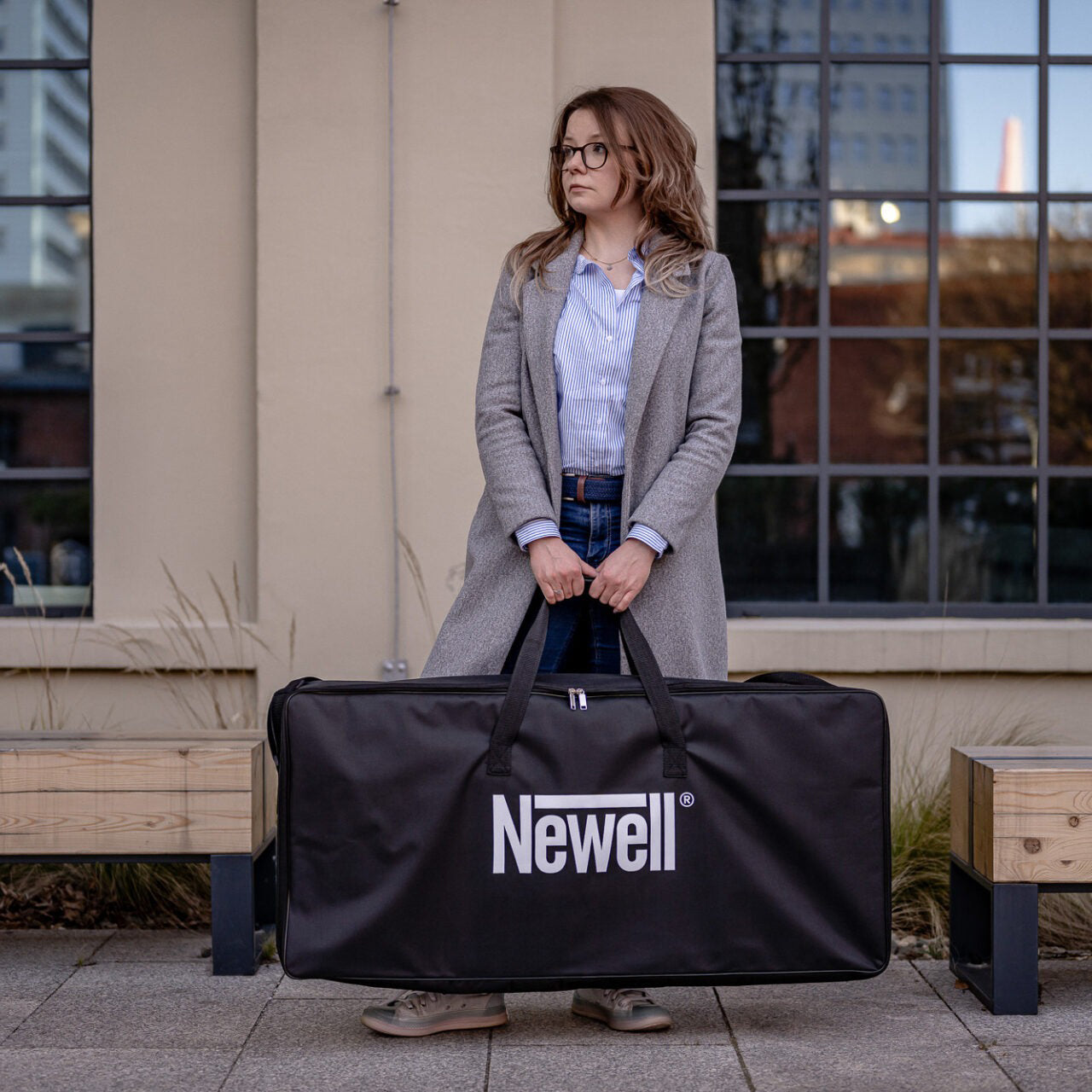 Newell Air Artha und Talos – LED-Lichtset mit Stativ