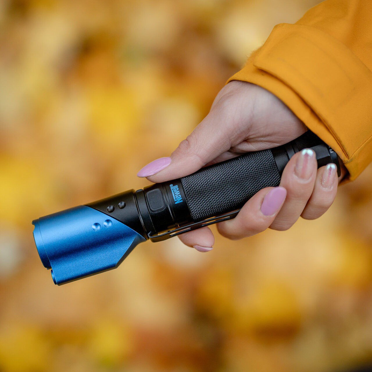 Newell FL1000LUV USB-C Taschenlampe Tactical mit UV und Laser - Newell Pro DE