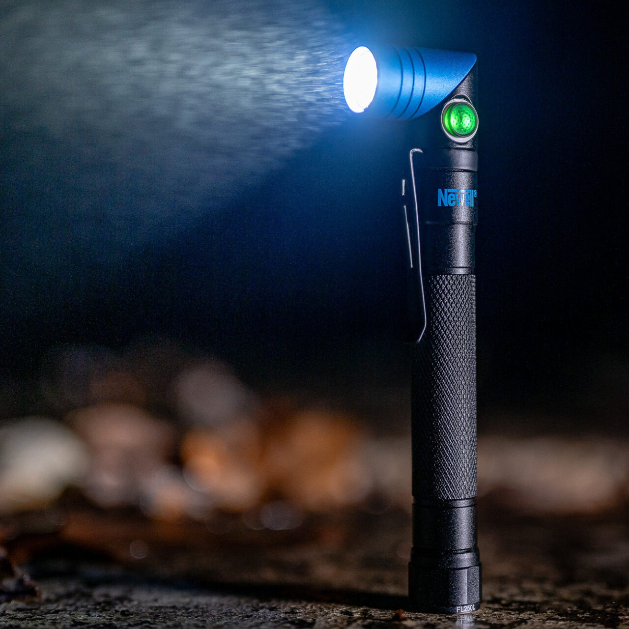 Newell FL250L USB-C Taschenlampe Tactical - Newell Pro DE