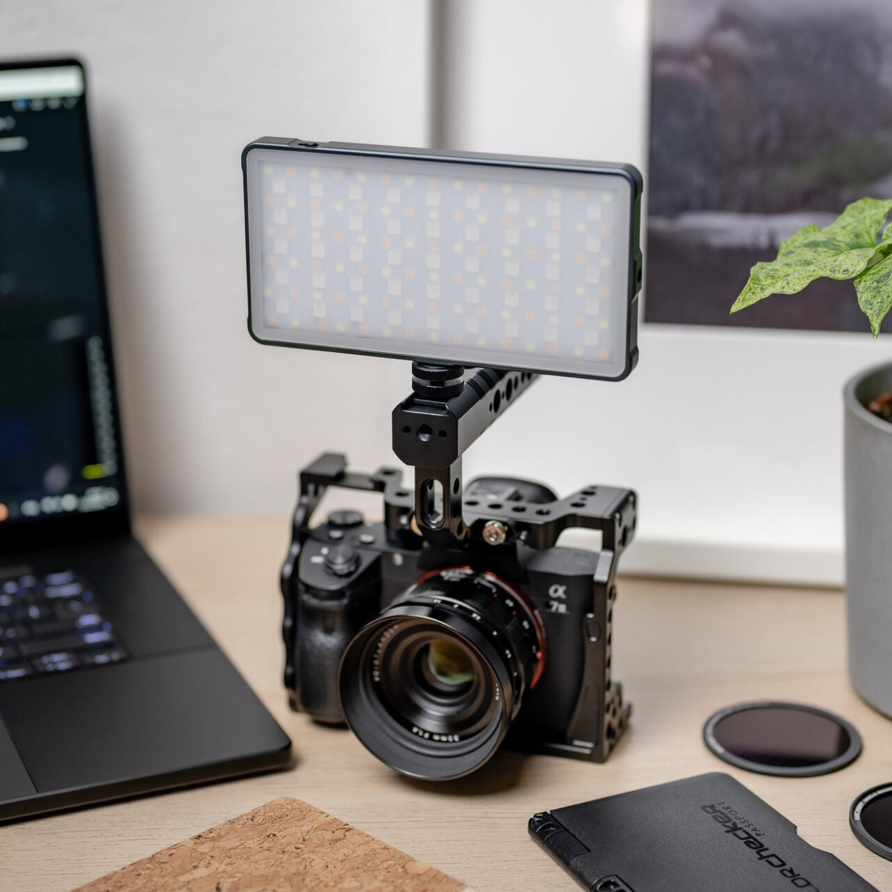 Newell RGB-W Rangha LED Leuchte - Newell Pro DE