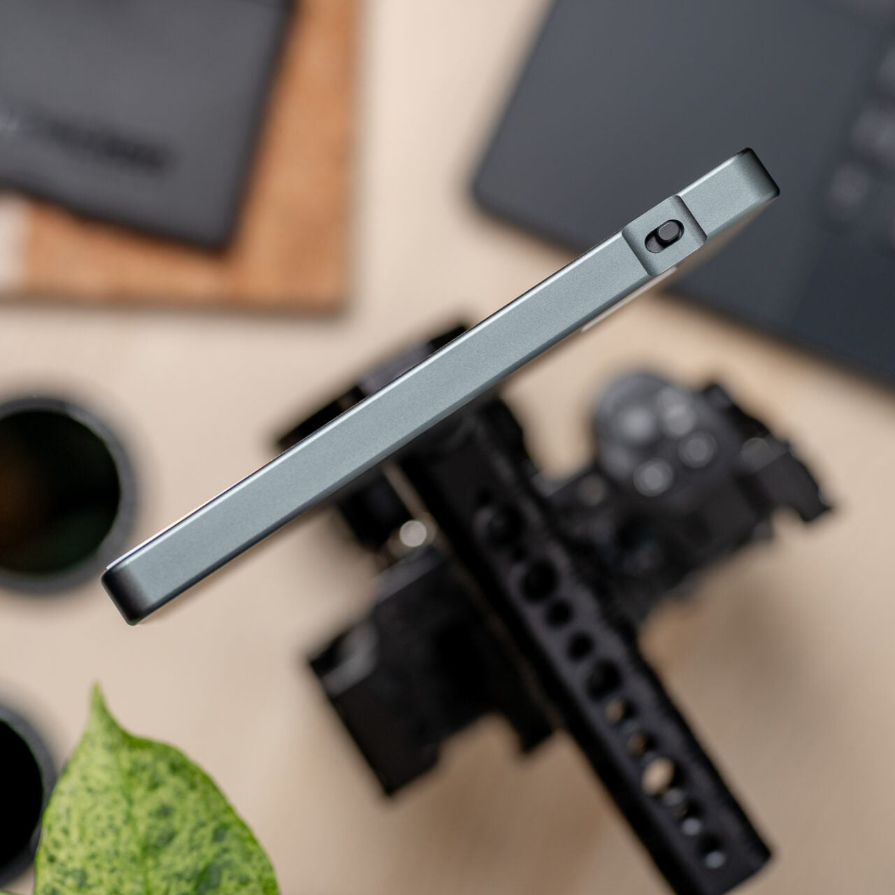 Newell RGB-W Rangha LED Leuchte - Newell Pro DE