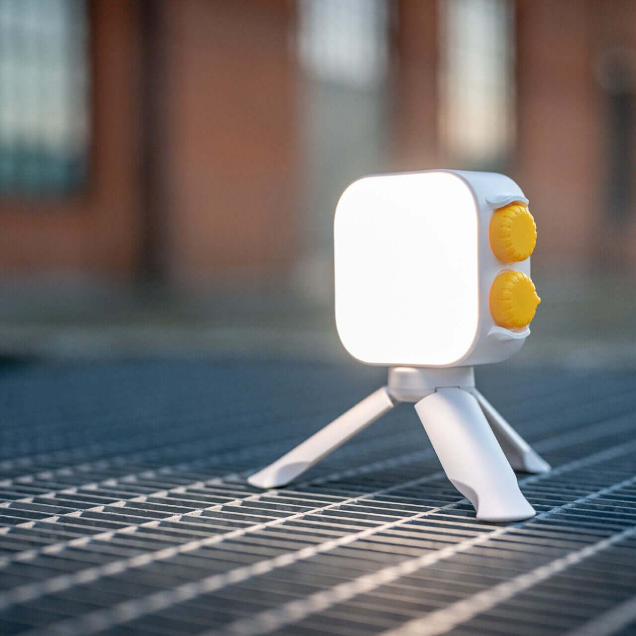 Newell RGB Cutie Pie LED Lampe – White - Newell Pro DE