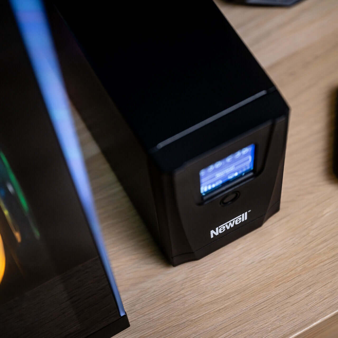 Newell UPS LI-600 für den Schutz elektronischer Geräte