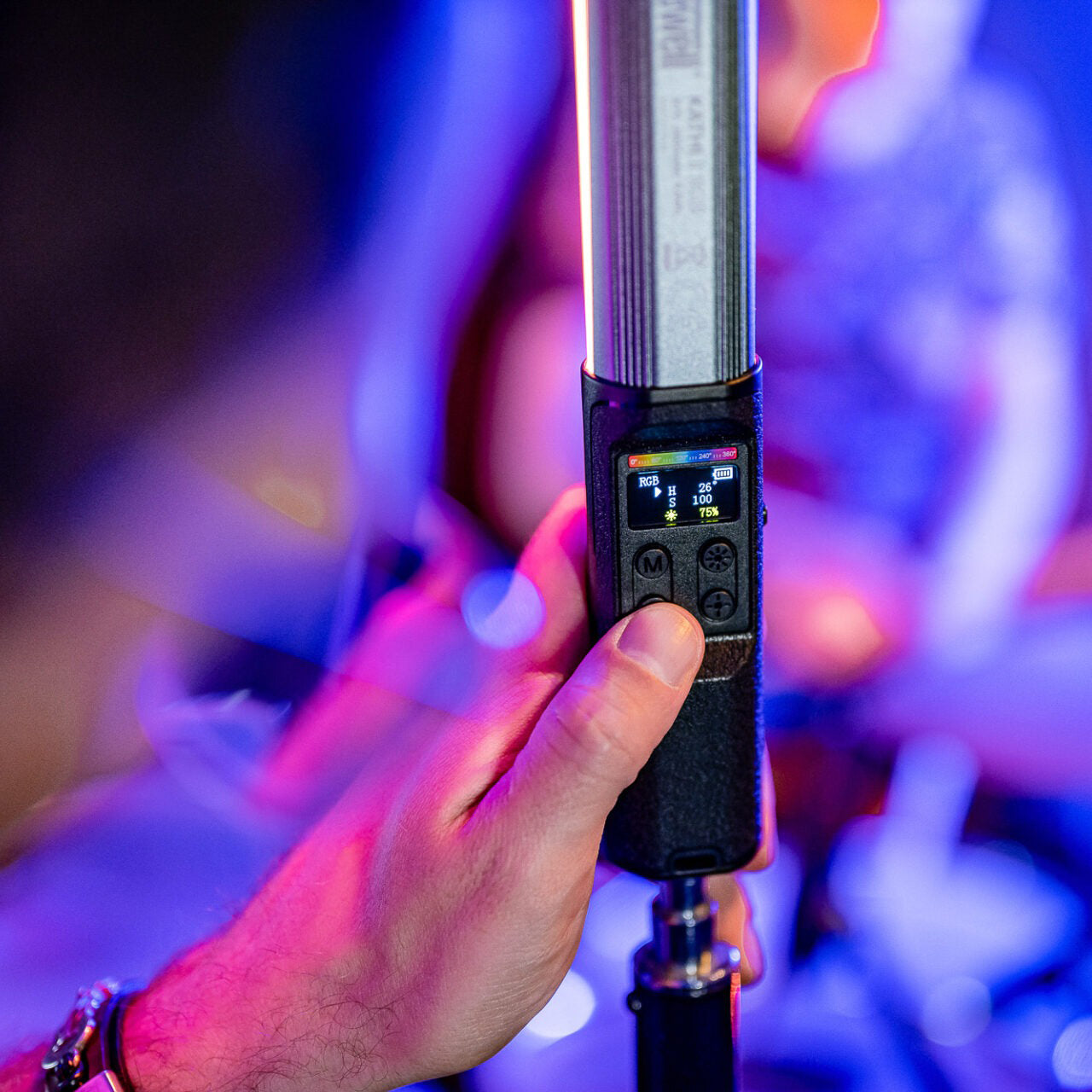 Newell RGB Kathi II LED Leuchte - Newell Pro DE