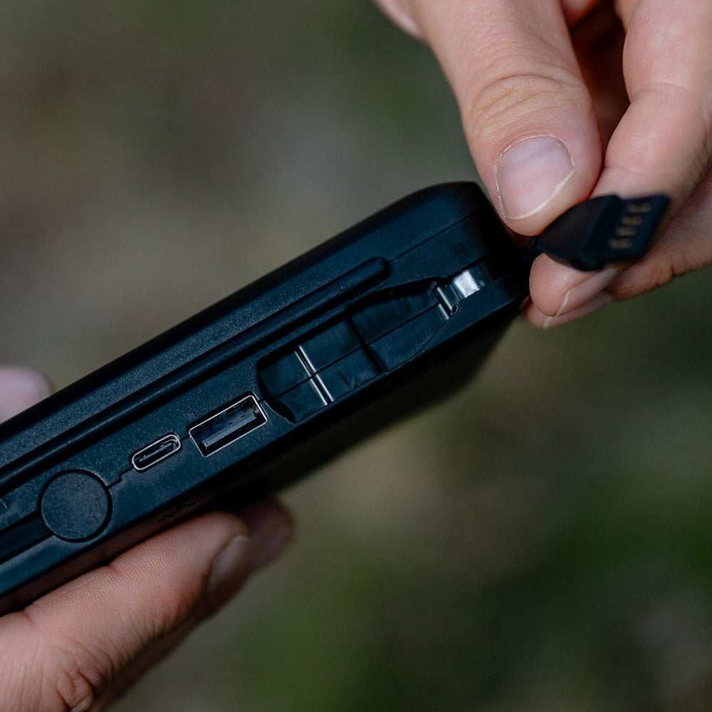 Newell LCD-PB-SD Dual-Channel Ladegeräte für Canon LP-E10 Akkus - Newell Pro DE