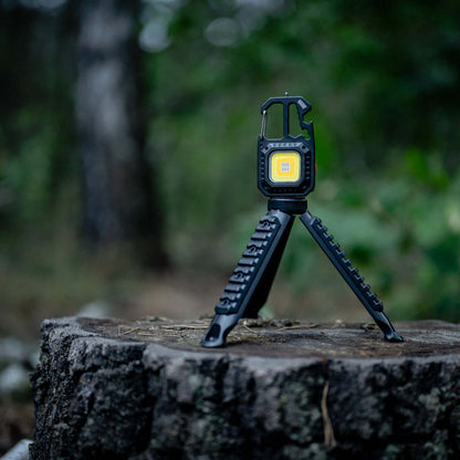 Newell Lunar Multitool LED Lampe und Tripod - Newell Pro DE