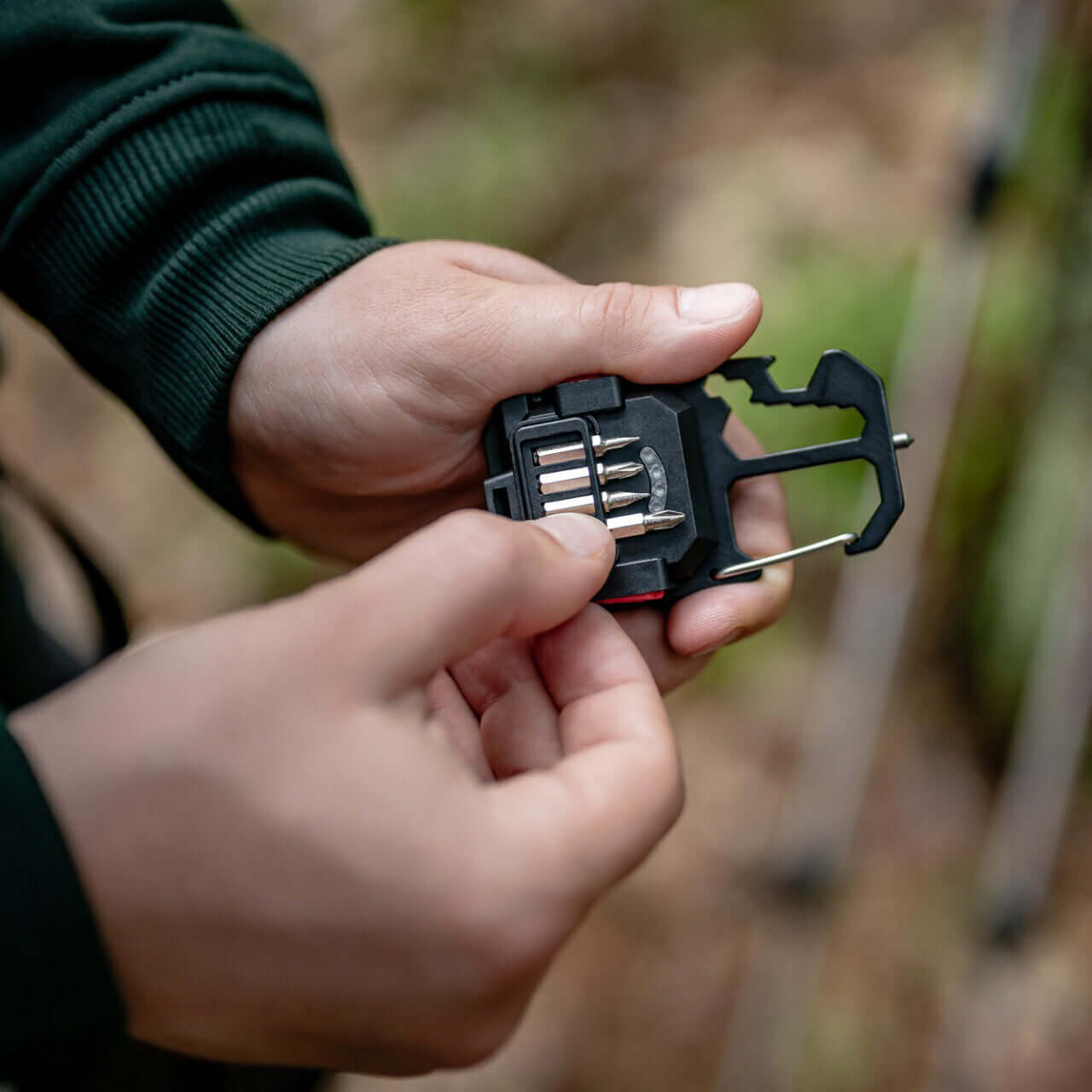 Newell Lunar Multitool LED Lampe und Tripod - Newell Pro DE