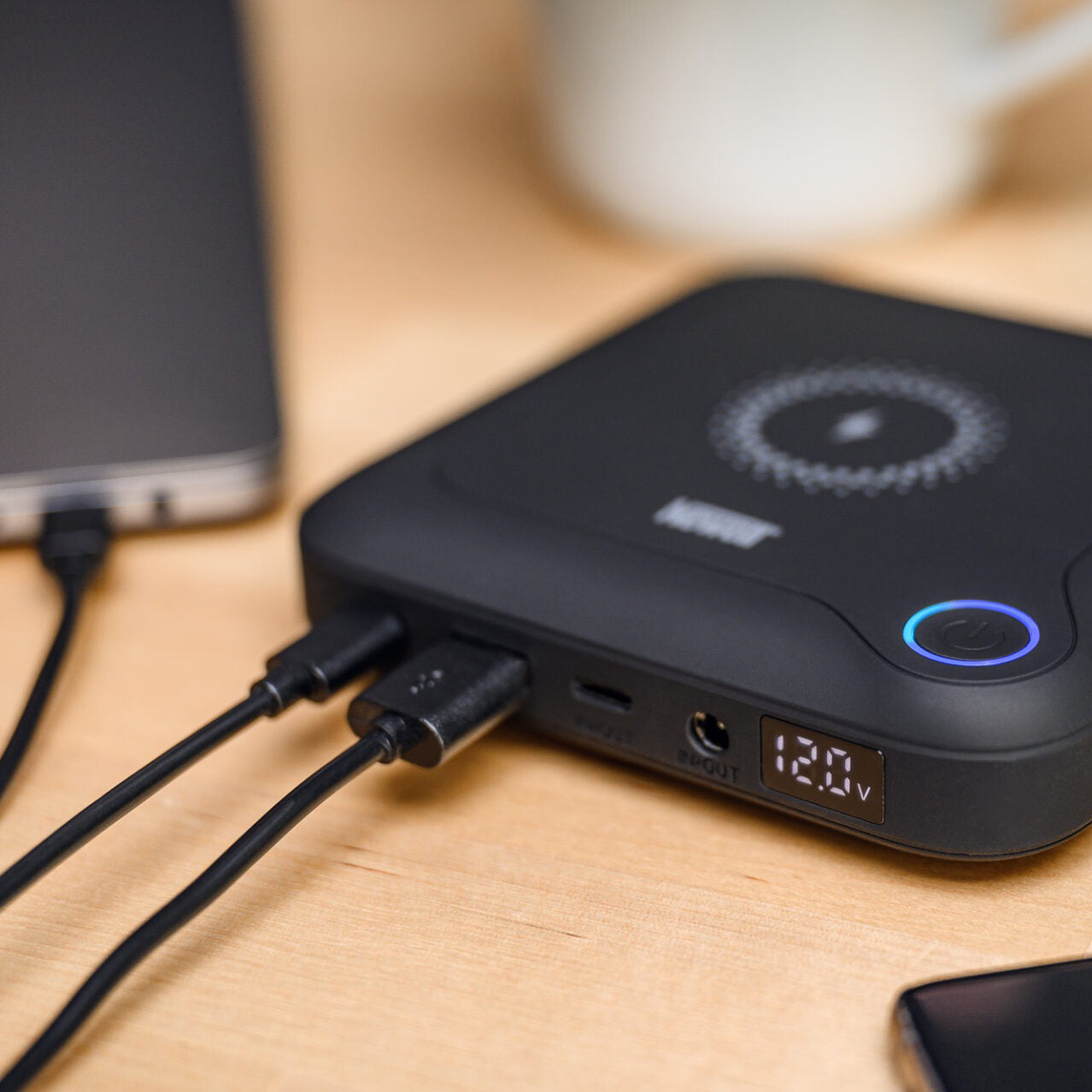 Newell Power Bank GP12 24000 mAh PD 60 W - Newell Pro DE