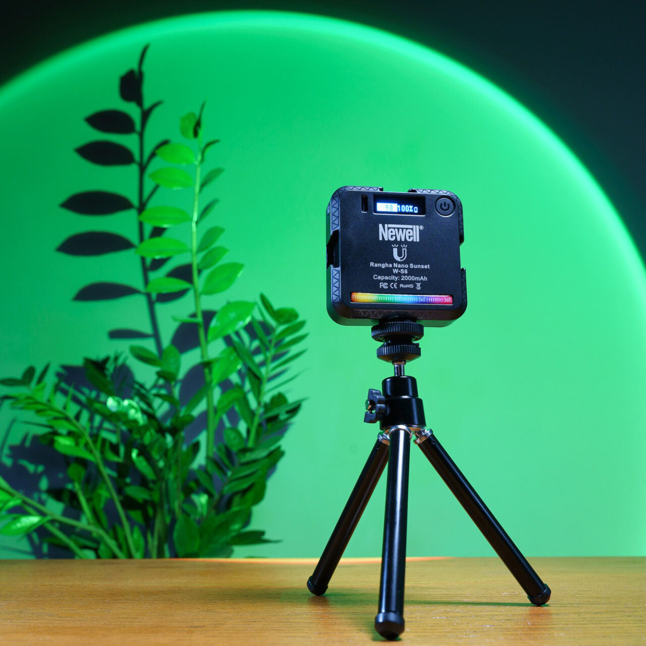 Newell RGB-W Rangha LED Nano Sunset Leuchte - Newell Pro DE