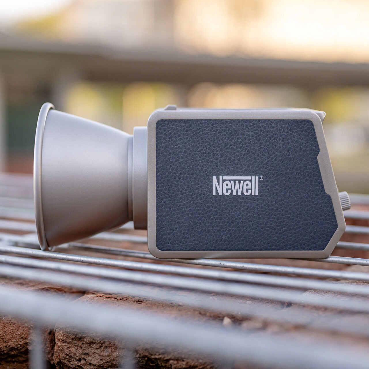 Newell Zora 90 WB (2700 – 6500 K) LED-Leuchte