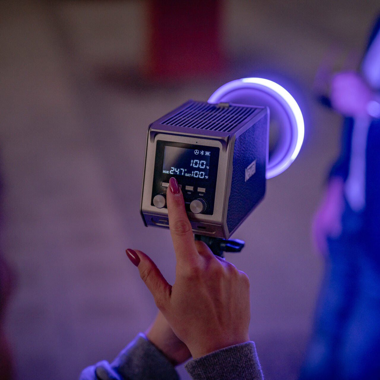 Newell Zora 90 RGB-LED-Leuchte