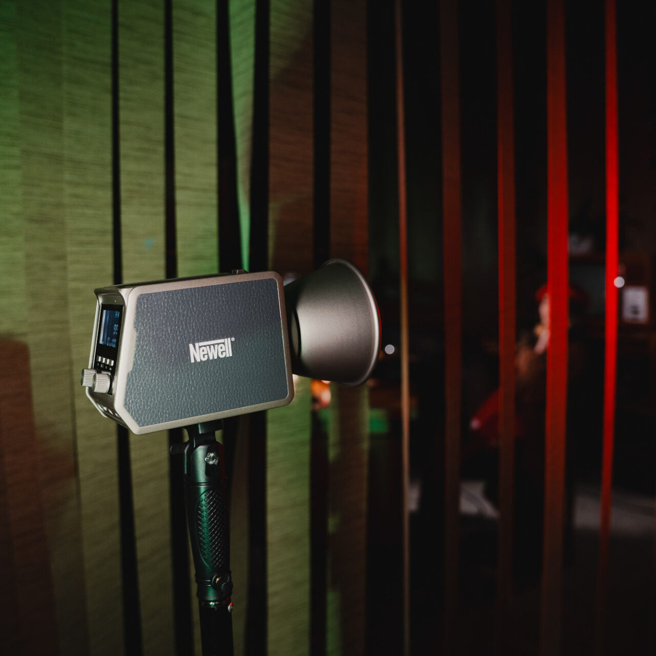 Newell Zora 90 RGB-LED-Leuchte