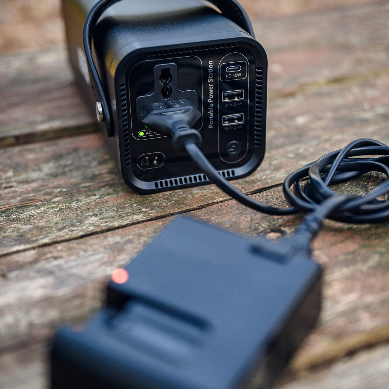 Newell Power Station Asvala 220 V 46400 mAh PD 45 W - Newell Pro DE