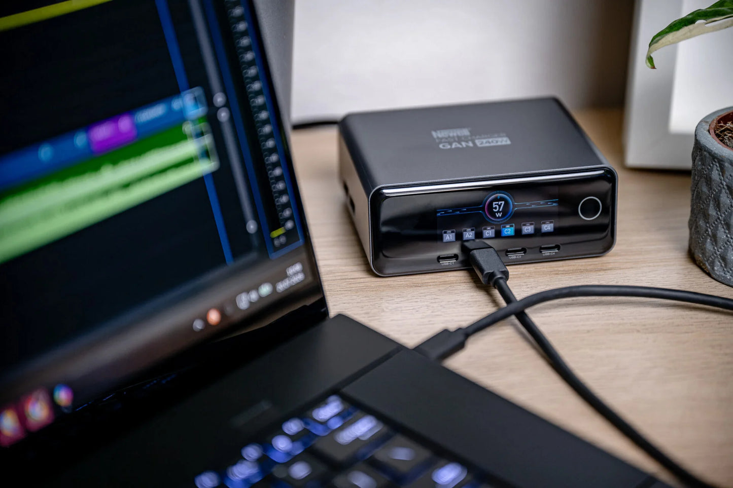 Newell GaN 240W TFT-Ladegerät